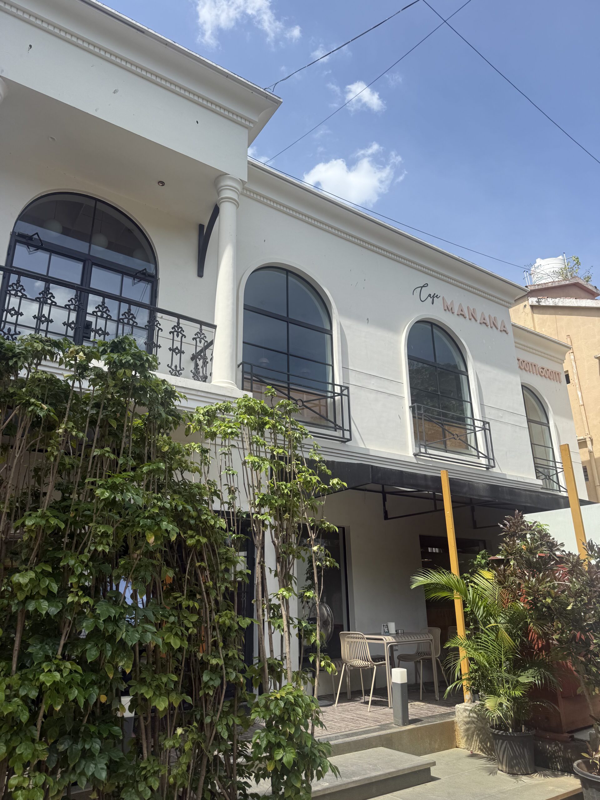 Cafe Manana Anna Nagar Chennai cafe entrance